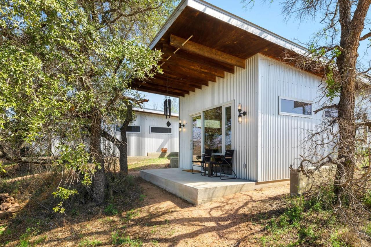 Lazo House - Riverfront With Overlooking Llano River Dış mekan fotoğraf